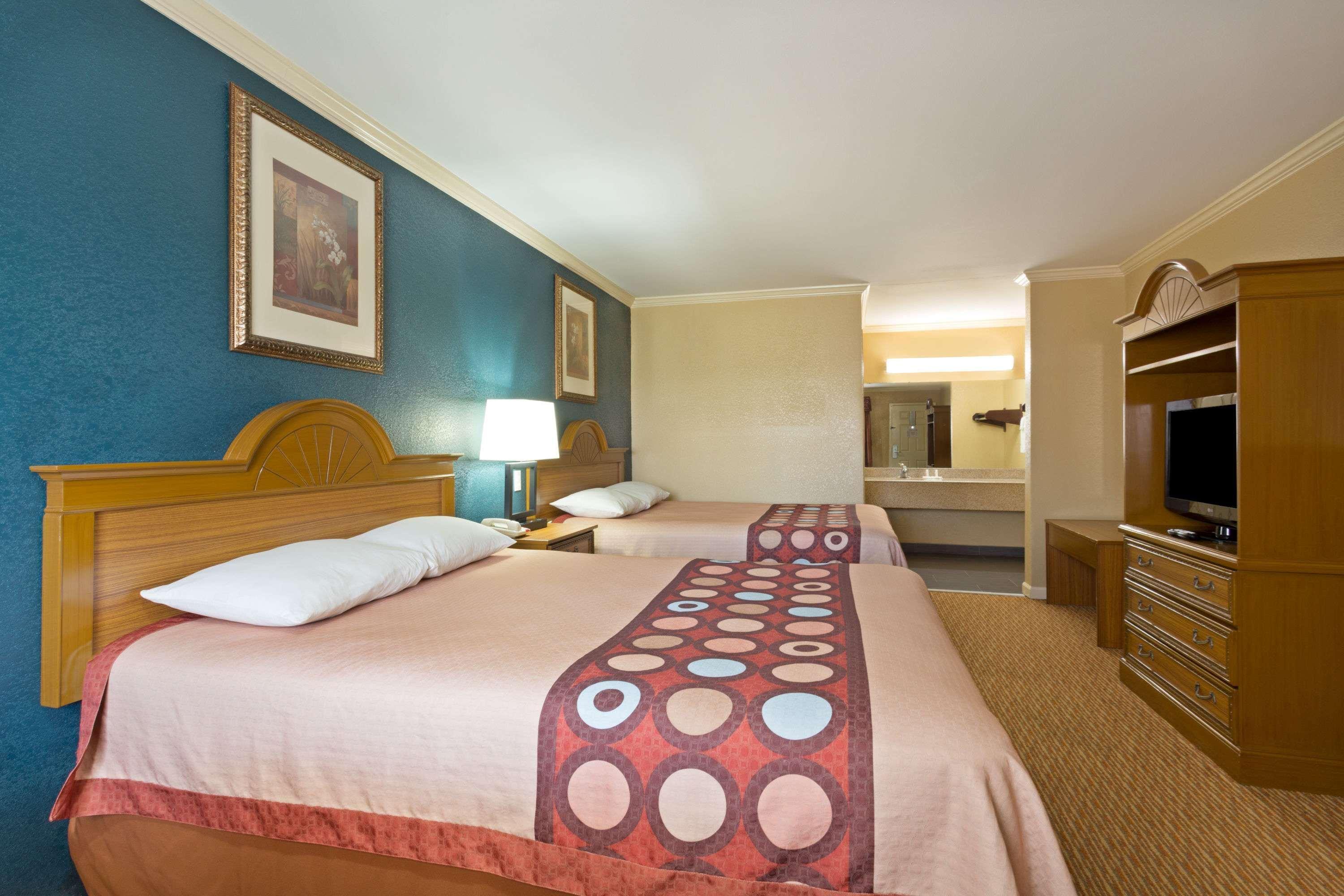 Super 8 By Wyndham Covington Hotel Kültér fotó