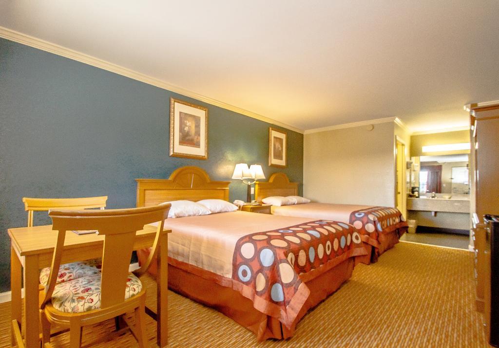 Super 8 By Wyndham Covington Hotel Kültér fotó